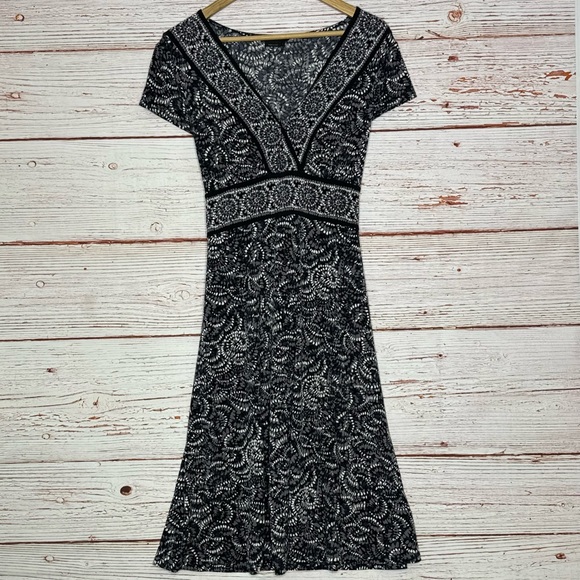 BCBGMaxAzria Watercolor Print Jersey Dress in Black/Gray Sz L - Picture 2 of 11